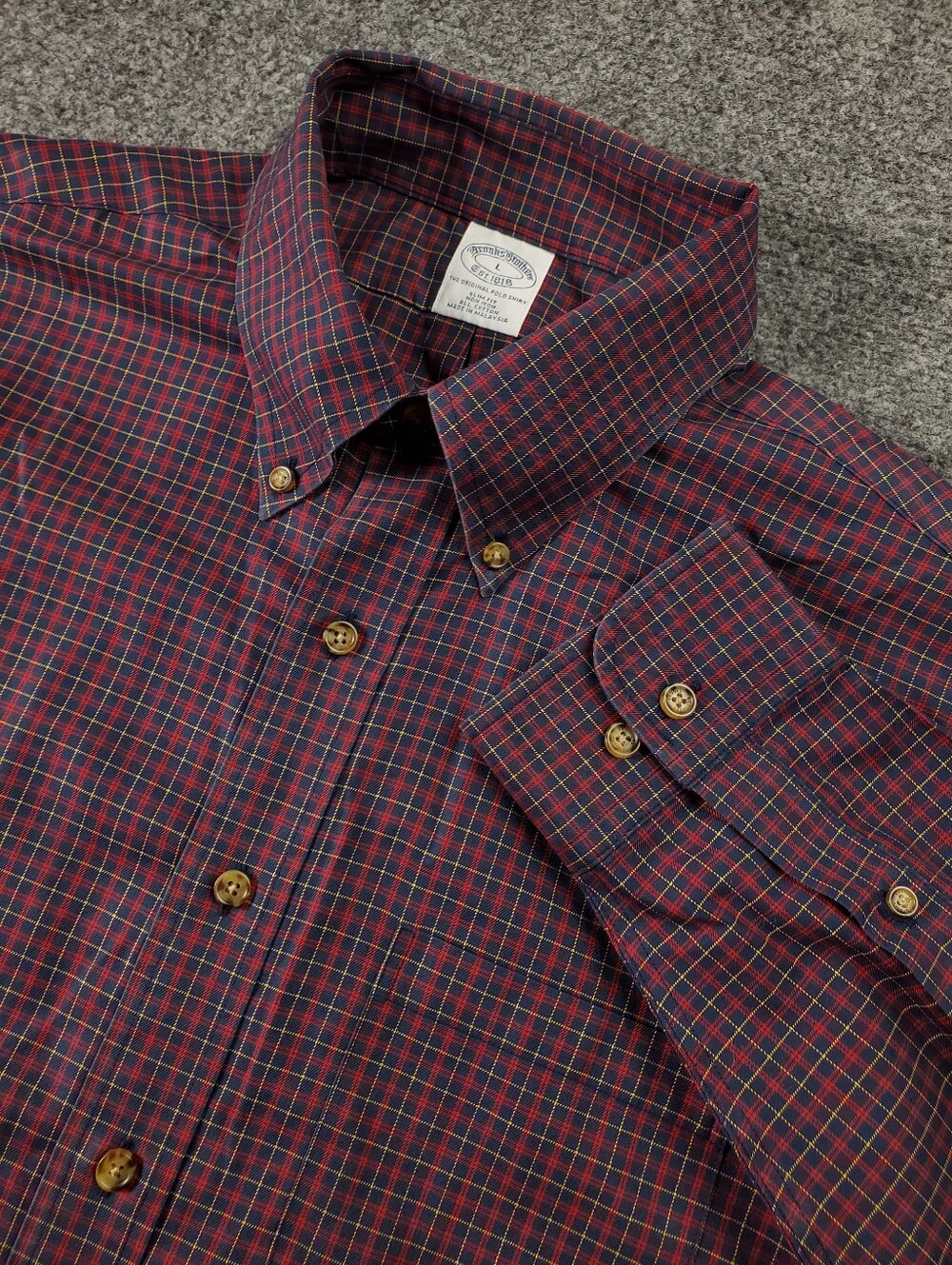 Brooks Brothers Button Down Shirt Large Slim Fit Non Iron Navy Red Tartan Check